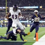 ravens-chargers-game-action