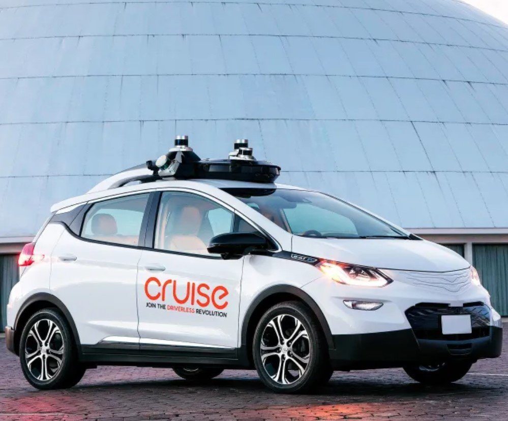 GM Cruise robotaxi vehicle crash San Francisco 2023