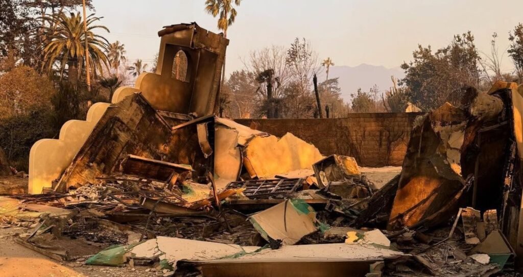 mandy moore los angeles wildfire house