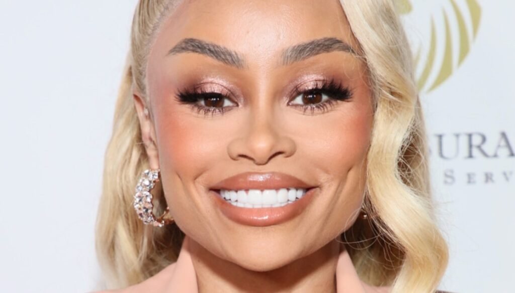 blac chyna sparks reunion rumors with rob kardashian